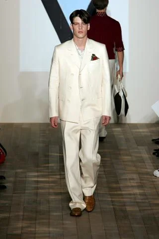 Look 18